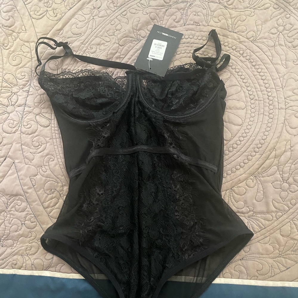 Black Lace Teddy - Picture 2 of 4